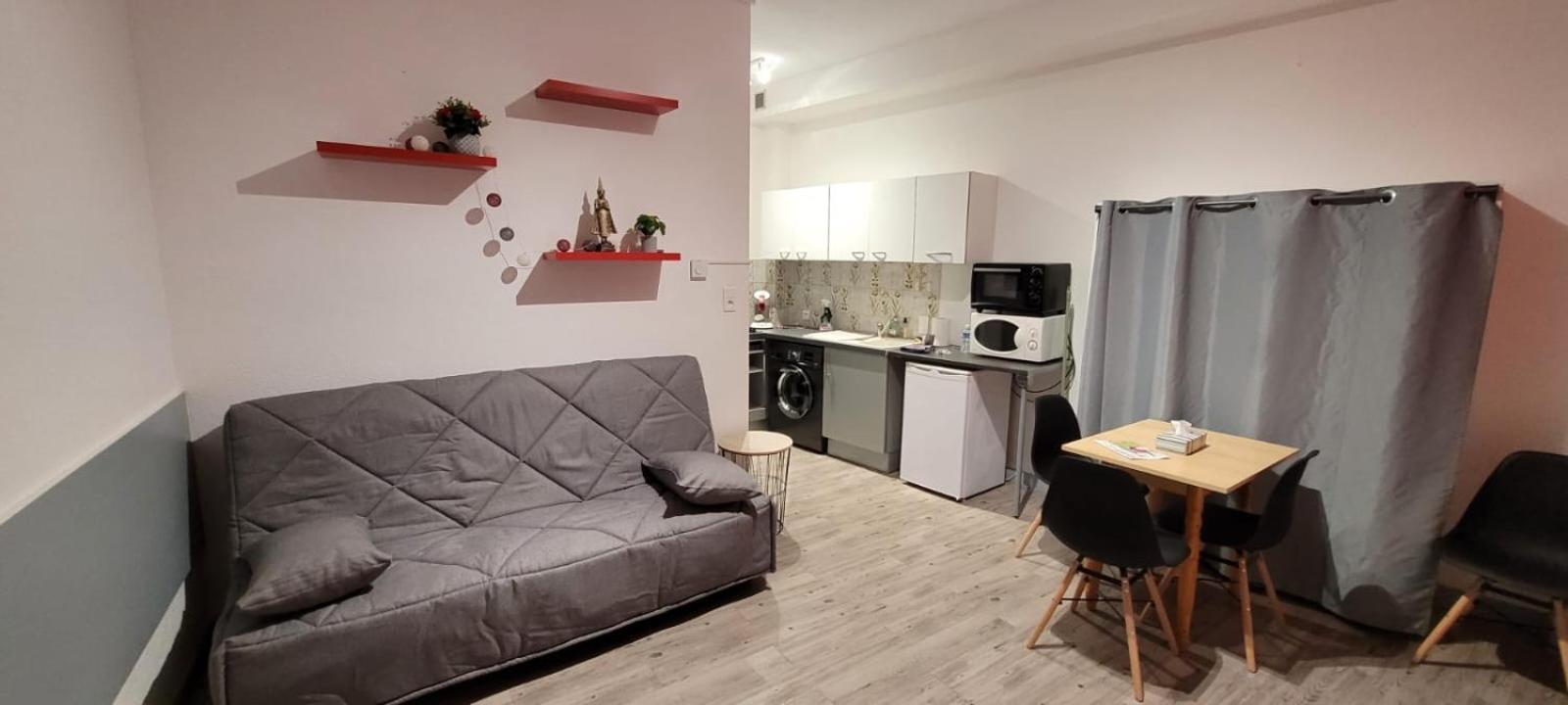 L'Unico Apartment Bagneres-de-Bigorre Bagian luar foto
