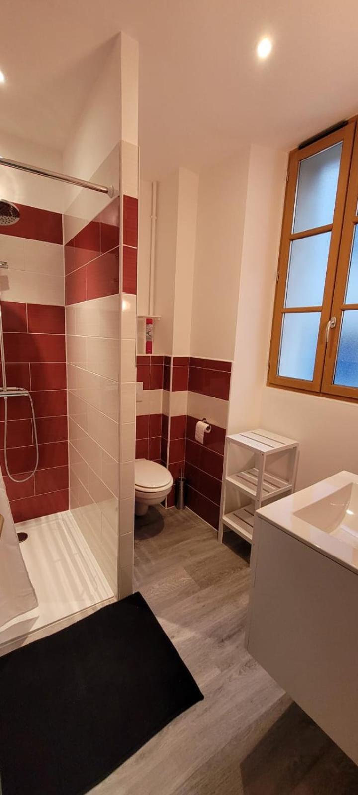 L'Unico Apartment Bagneres-de-Bigorre Bagian luar foto